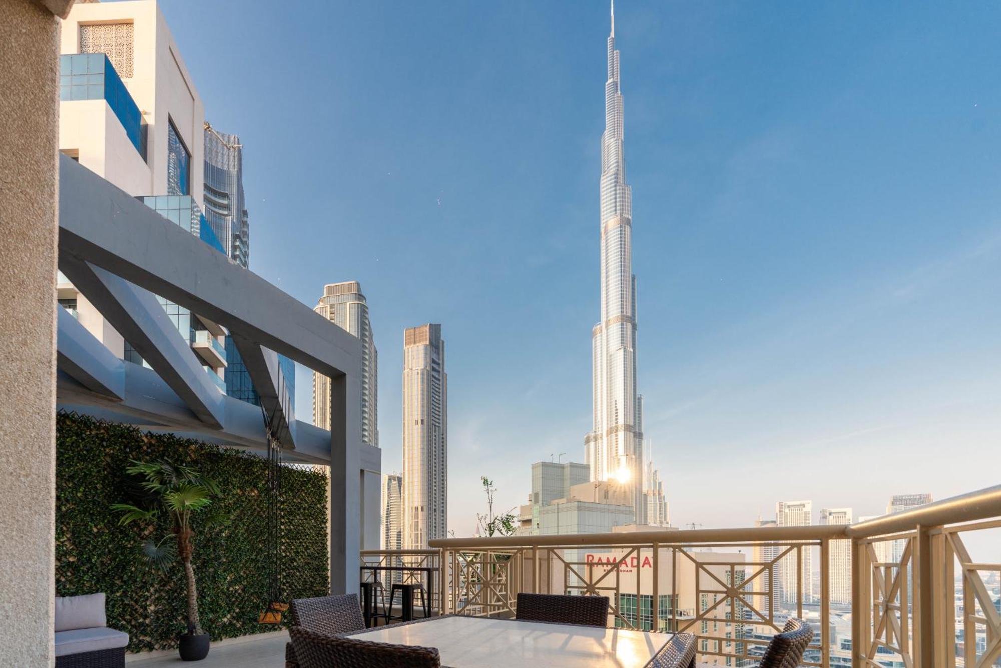 Luxury 2Br Downtown Apt With Burj Khalifa Views Dubai Exterior foto